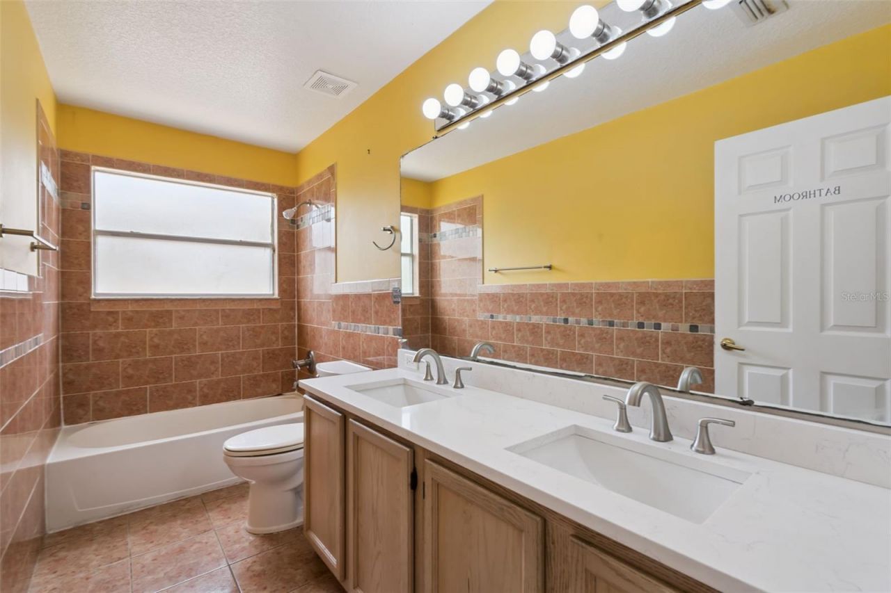 6415 Abbeydale Court , Orlando, FL 32818 Photo