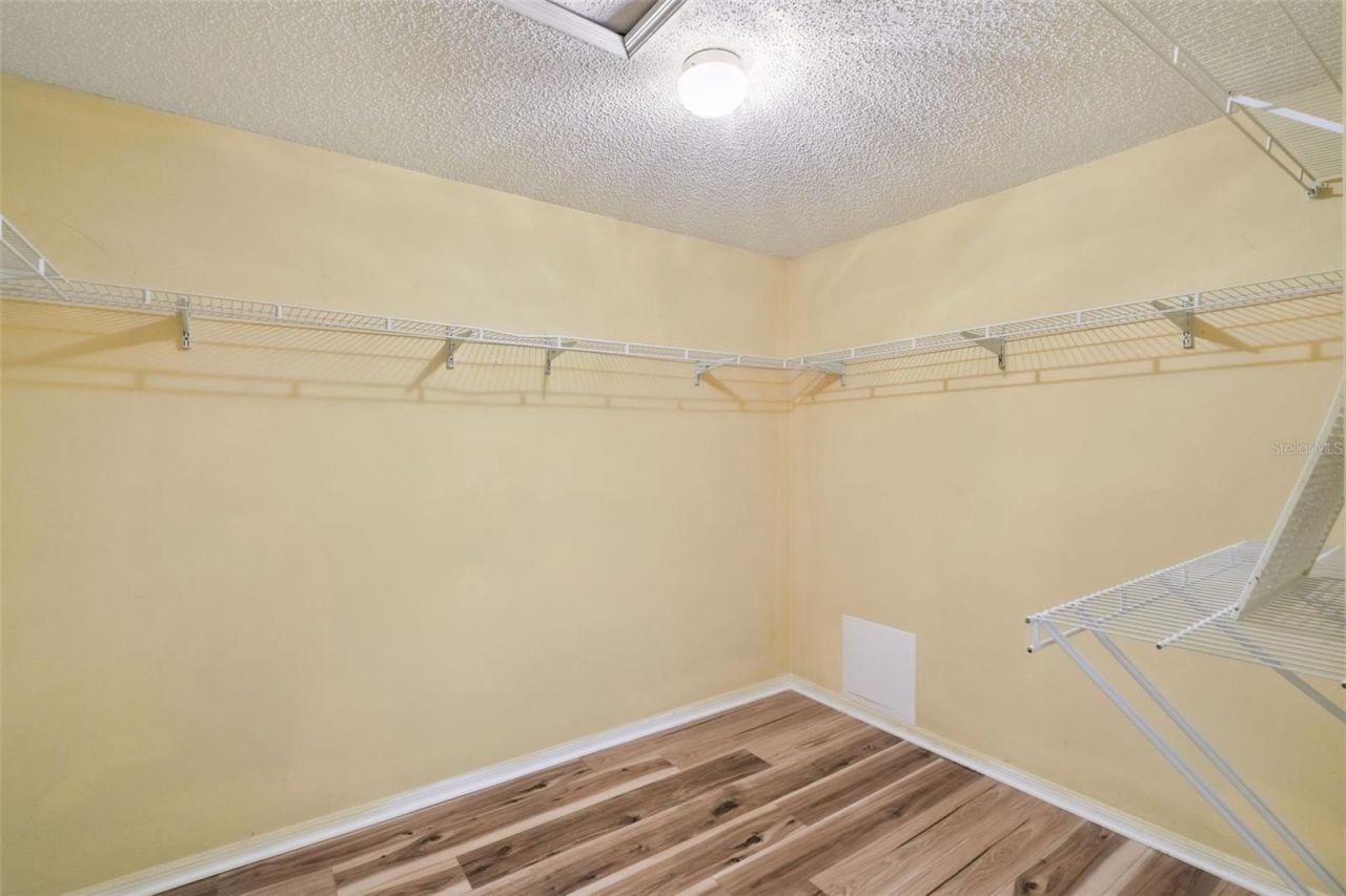 6415 Abbeydale Court , Orlando, FL 32818 Photo