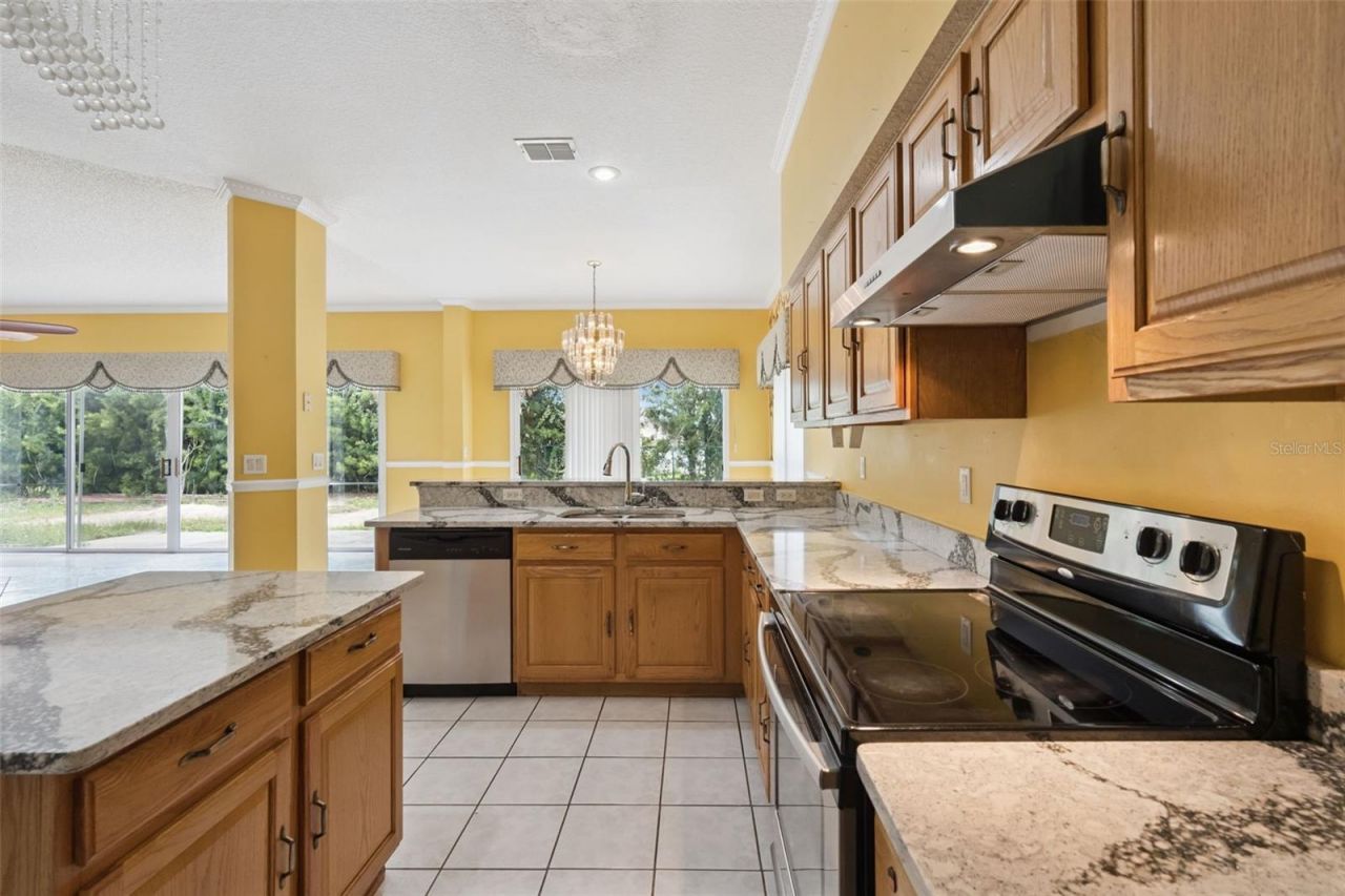 6415 Abbeydale Court , Orlando, FL 32818 Photo