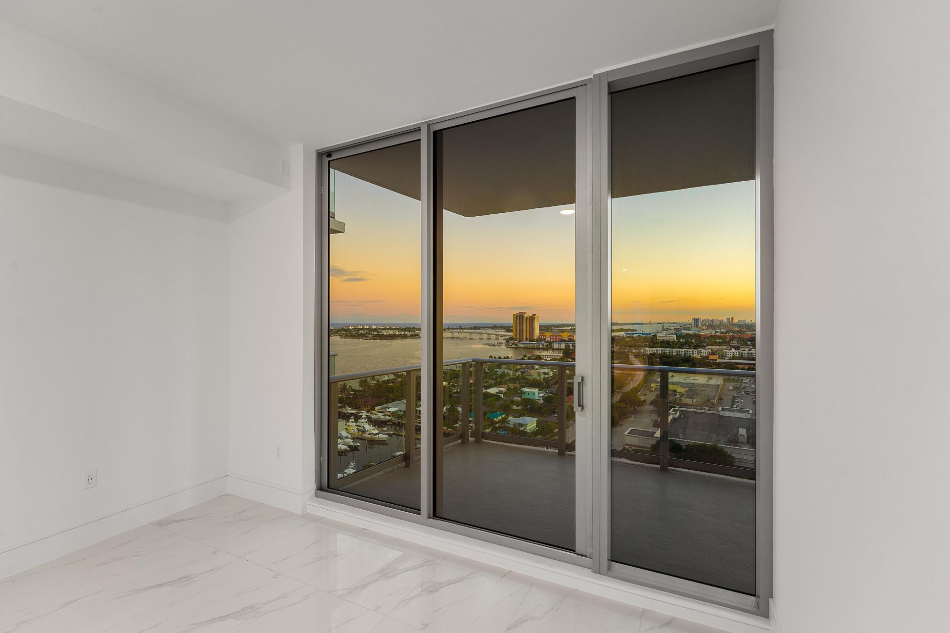 220 Lake Shore Drive, Unit 1911, Lake Park, FL 33403 Photo