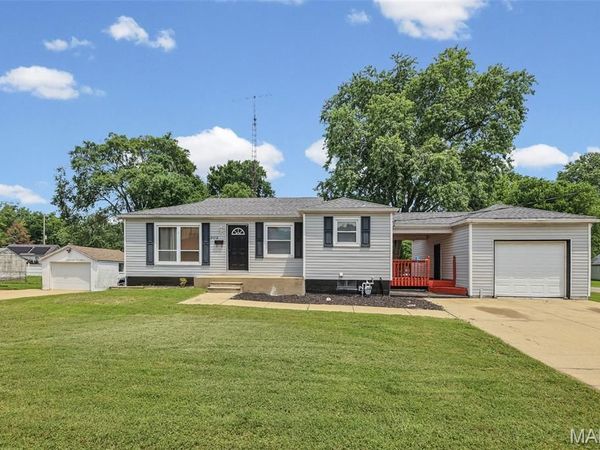 202 Byrn Street, Troy, IL 62294
