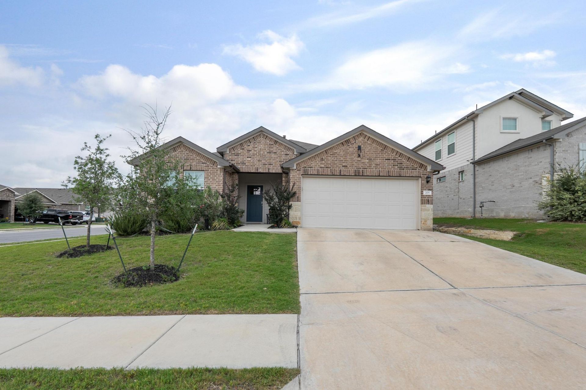205 Bethpage Dr, San Marcos, TX 78666 Main Photo