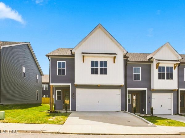 1628 Lateglow Way, Knoxville, TN 37931