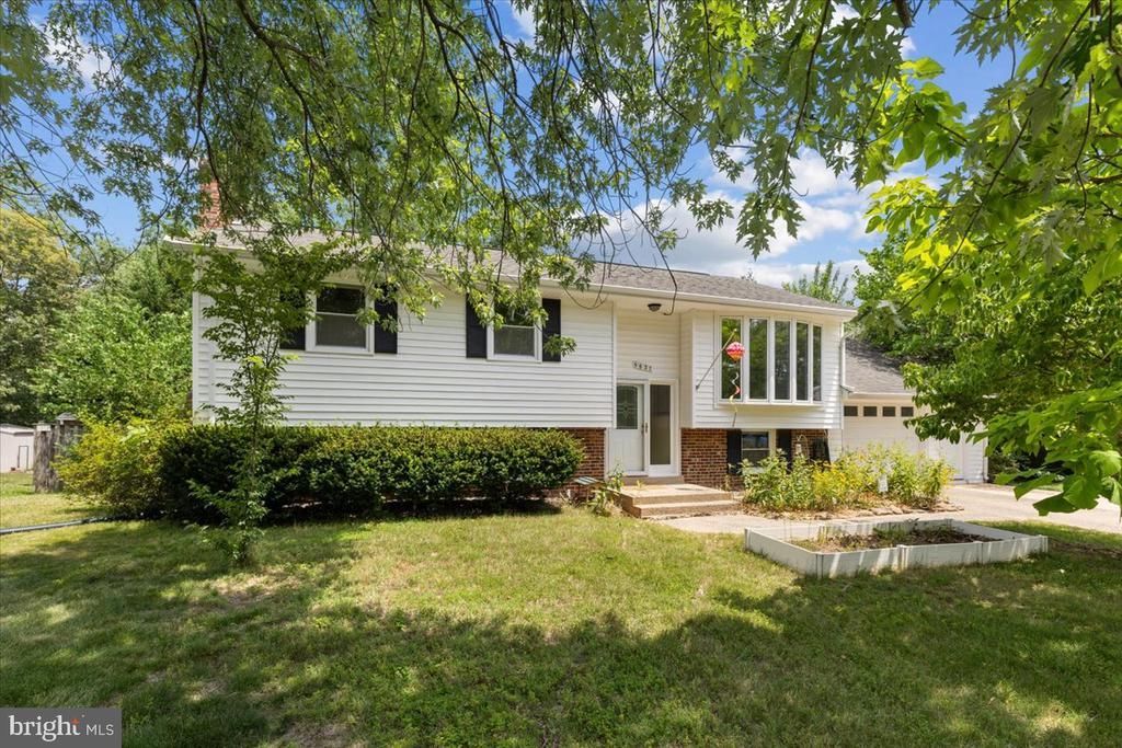 5627 Ottawa Road, Centreville, VA 20120 Main Photo