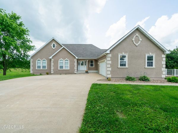 11193 GIBSON AVENUE, Holts Summit, MO 65043