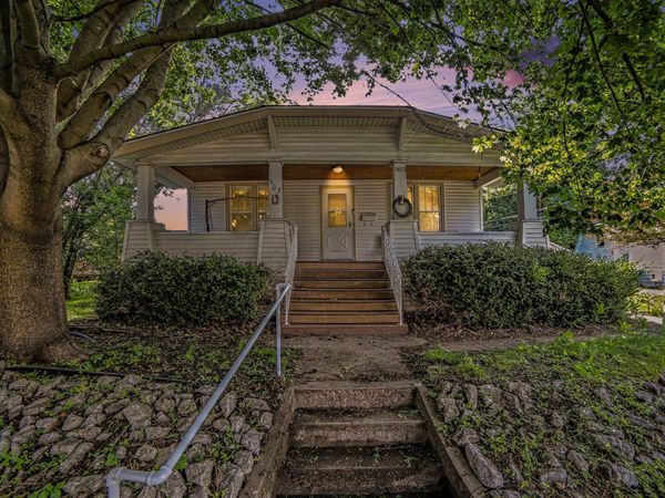503 S Washington Avenue, Ludington, MI 49431