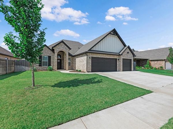 13513 NW 1st Street, Yukon, OK 73099