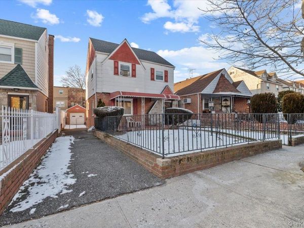 11590 223rd Street , Cambria Heights, NY 11411