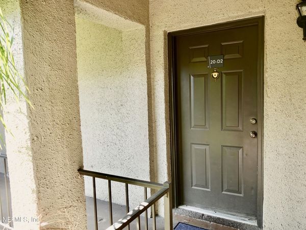 355 MONUMENT Road, Unit 20 D2, Jacksonville, FL 32225