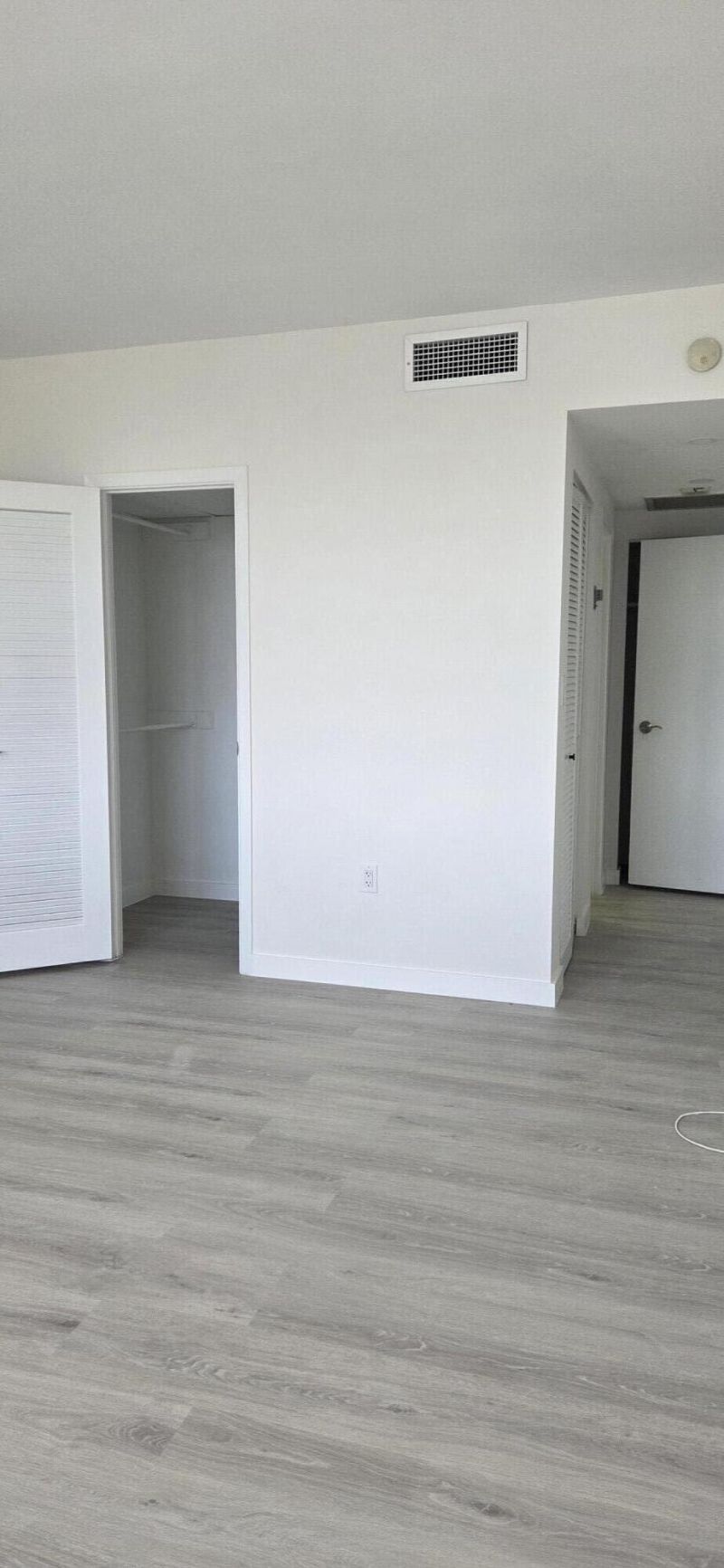 1980 S Ocean Drive, Unit 22c, Hallandale Beach, FL 33009 Photo