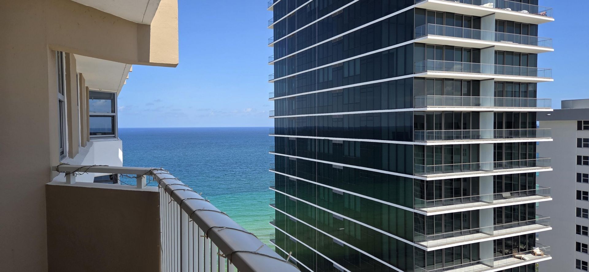 1980 S Ocean Drive, Unit 22c, Hallandale Beach, FL 33009 Photo