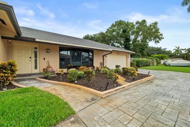 2409 SW 27th Avenue, Fort Lauderdale, FL 33312 Photo