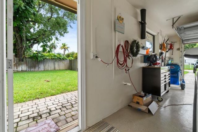 2409 SW 27th Avenue, Fort Lauderdale, FL 33312 Photo