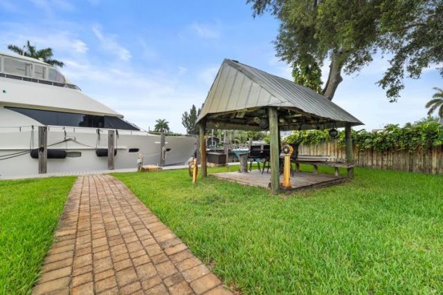 2409 SW 27th Avenue, Fort Lauderdale, FL 33312 Photo