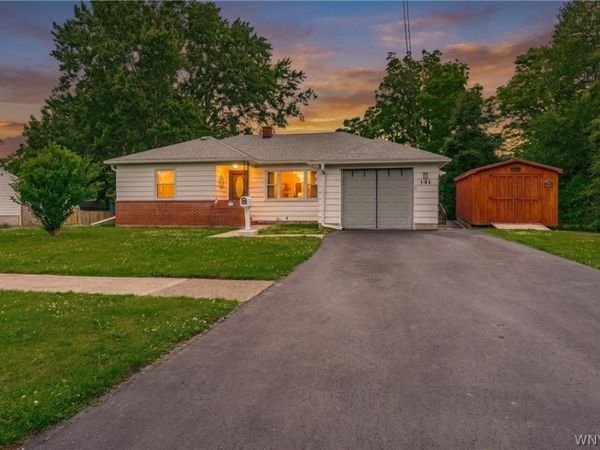 141 Elizabeth Street , Medina, NY 14103