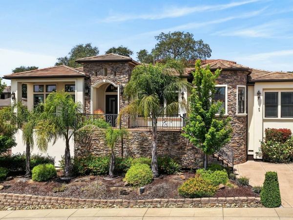2020 Swingle Rd, Folsom, CA 95630