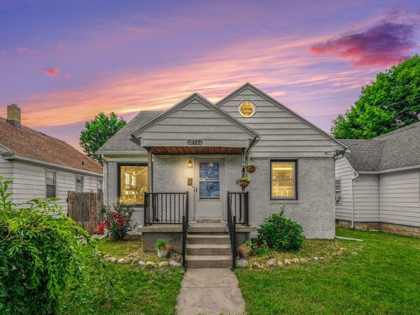 227 Leyden Avenue SW, Grand Rapids, MI 49504