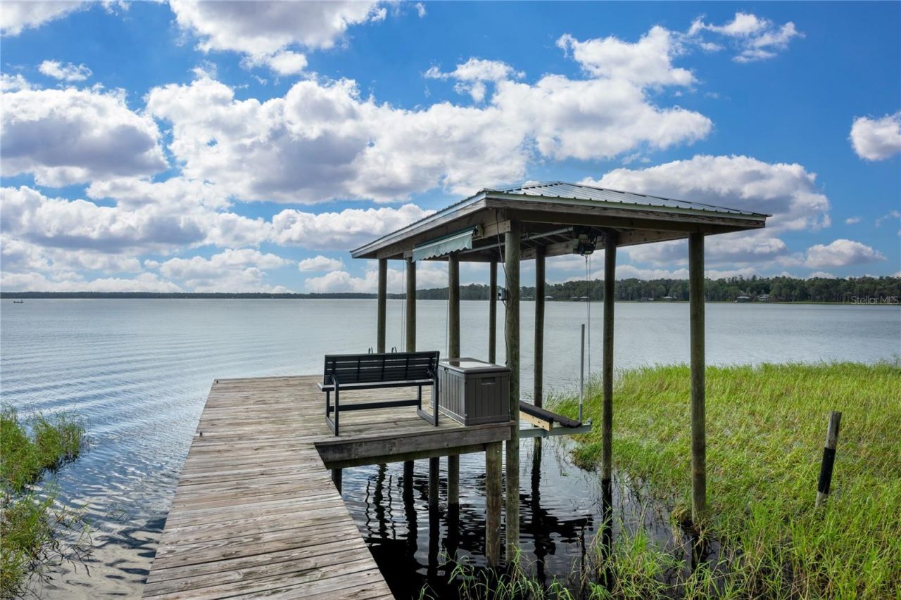 7521 NE 222nd Street , Melrose, FL 32666 Photo