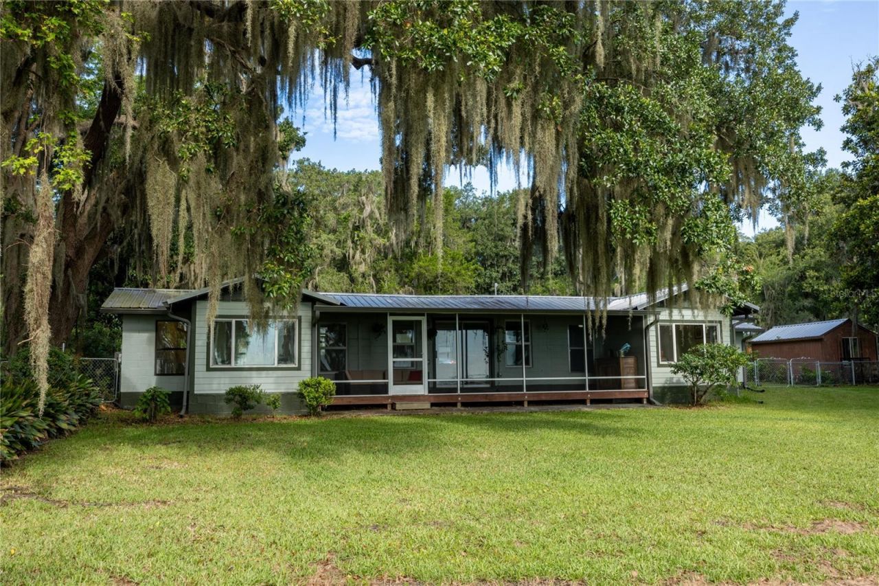 7521 NE 222nd Street , Melrose, FL 32666 Photo