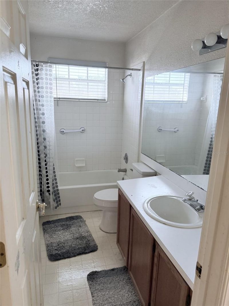 8025 Addison Court, Orlando, FL 32835 Photo