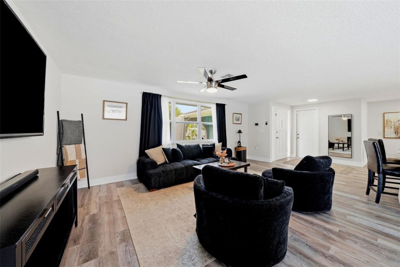 6072 Airmont Drive, Spring Hill, FL 34606 Photo