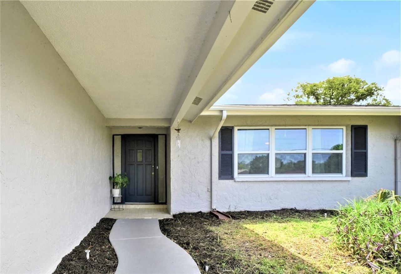 6072 Airmont Drive, Spring Hill, FL 34606 Photo