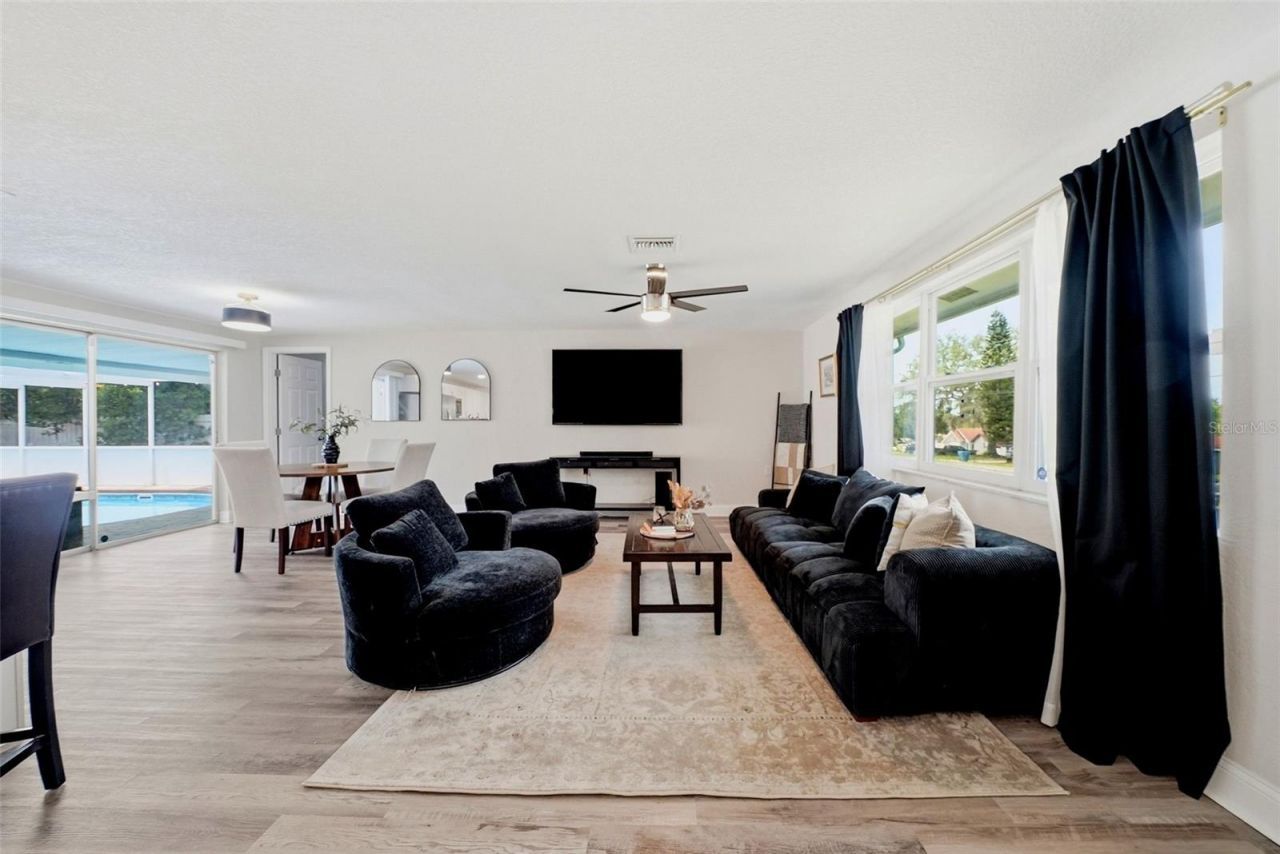 6072 Airmont Drive, Spring Hill, FL 34606 Photo