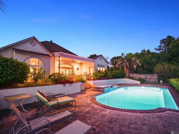 16924 Sunset Point Ct, Baton Rouge, LA 70816
