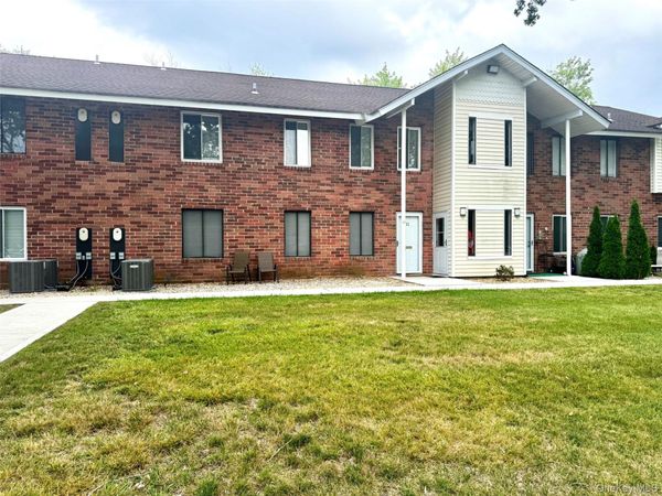 12 Denver Court , Unit d12, Coram, NY 11727