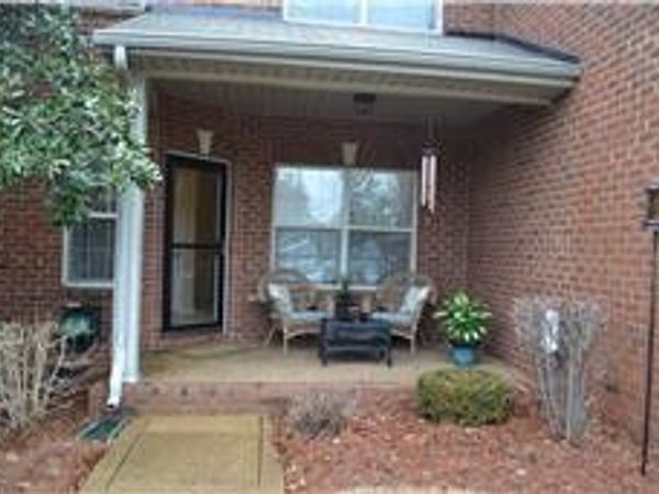 105 Cashmere Dr , Thompsons Station, TN 37179