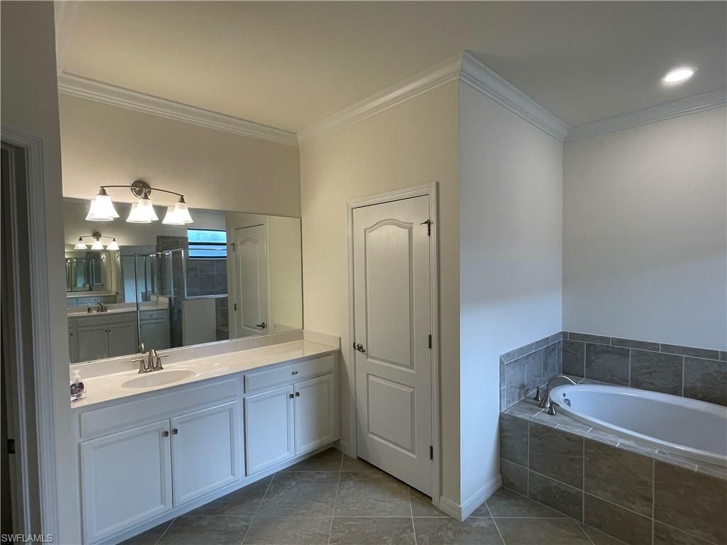 9353 Glenforest Dr, Naples, FL 34120 Photo
