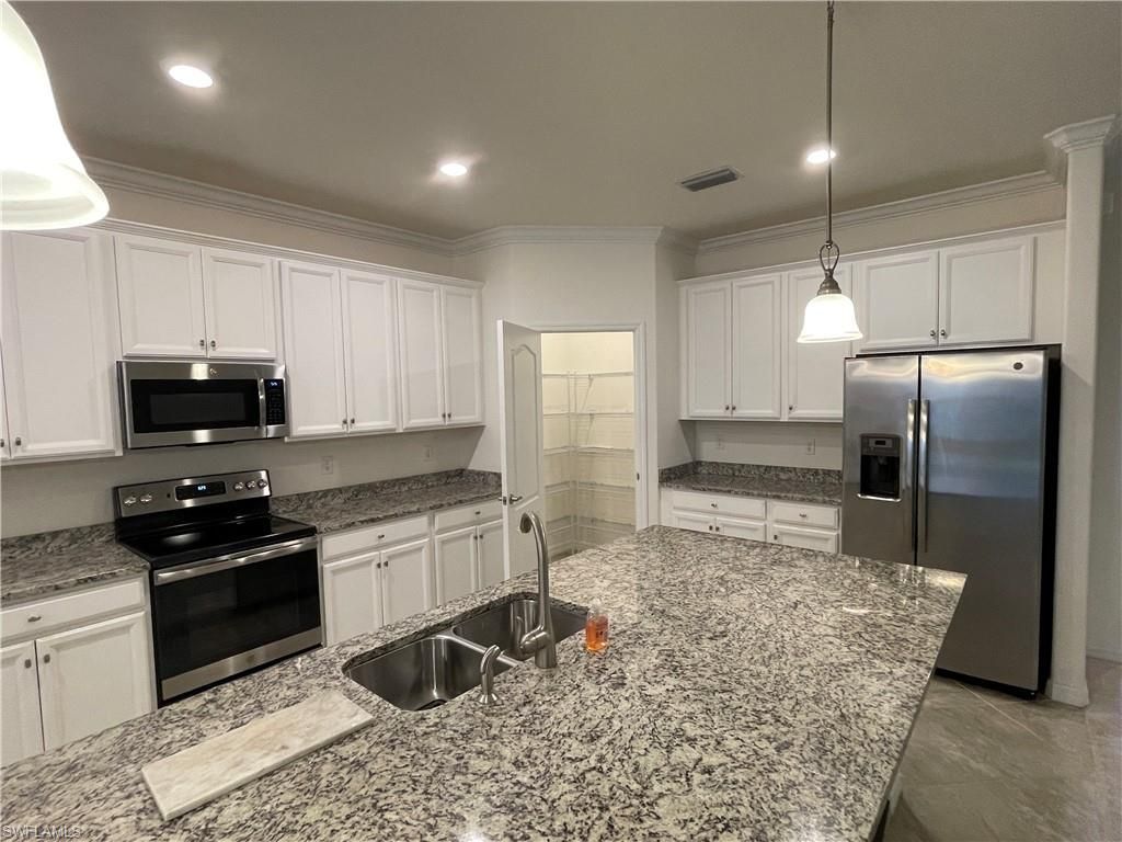 9353 Glenforest Dr, Naples, FL 34120 Photo
