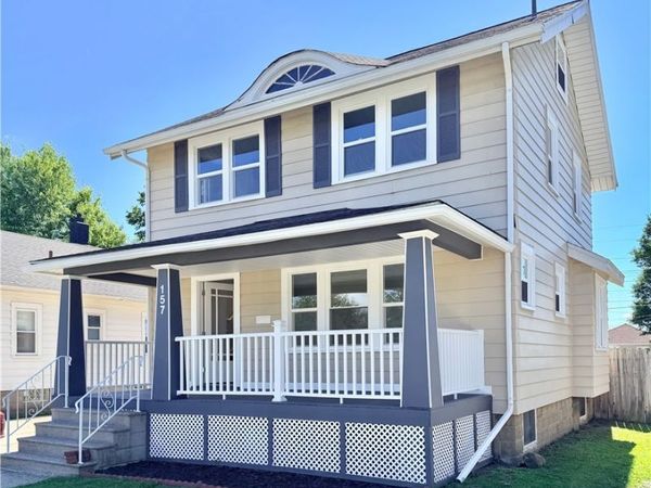 157 Fairlawn Avenue , Elyria, OH 44035