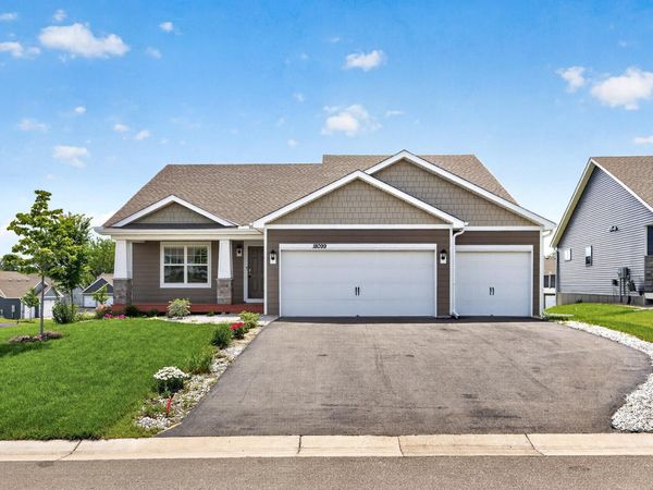 18099 Heirloom Court , Lakeville, MN 55044