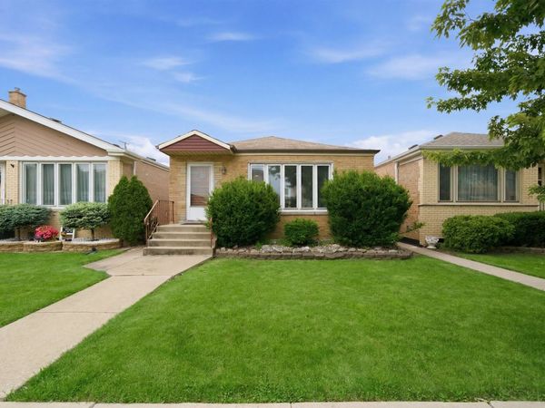 6111 W 55th Street , Chicago, IL 60638