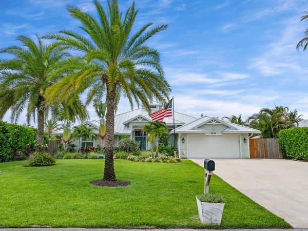 4689 SE Glen Ridge Trail, Stuart, FL 34997