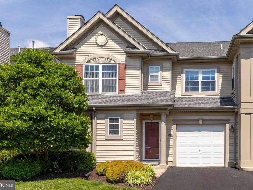 706 Julian Drive W , Unit W, Warwick, PA 18974 Main Photo