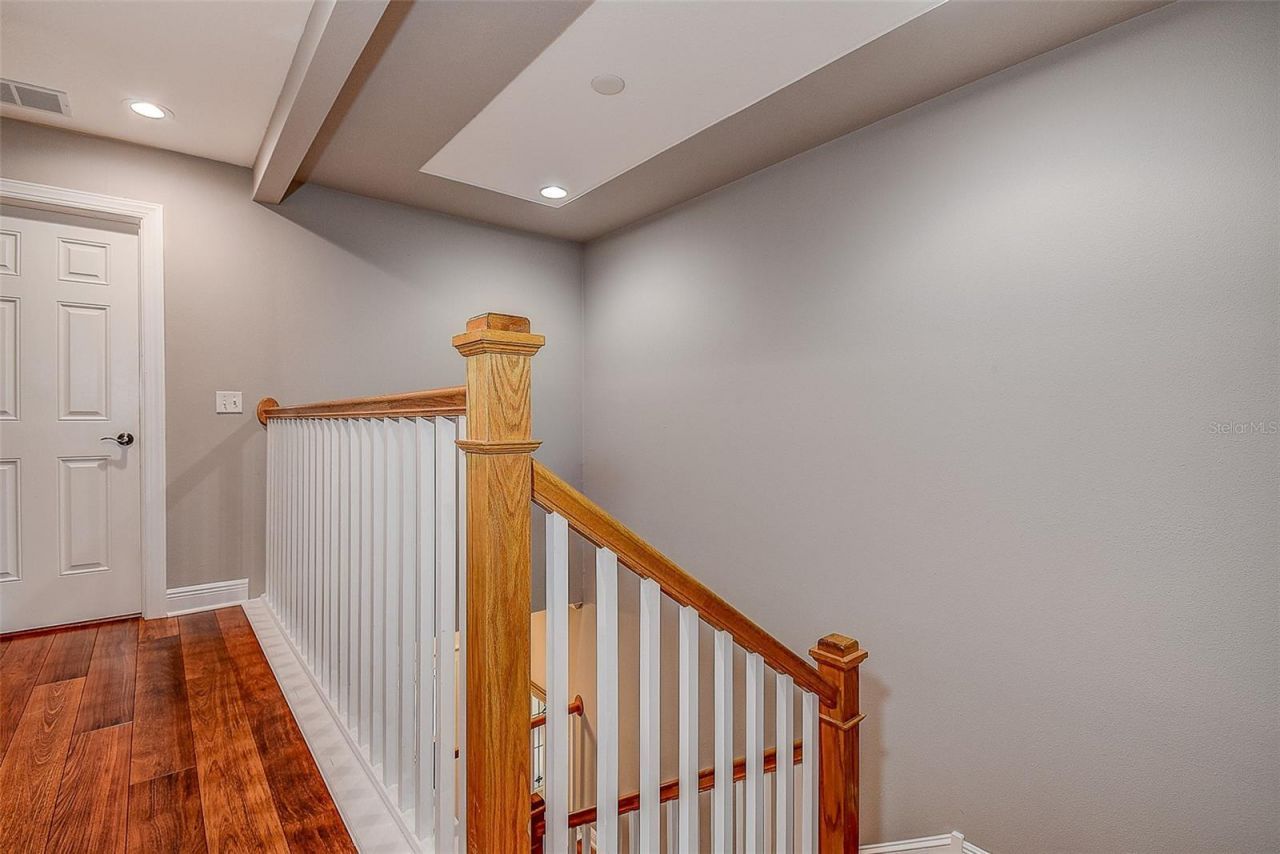 256 Valencia Circle, Saint Petersburg, FL 33716 Photo