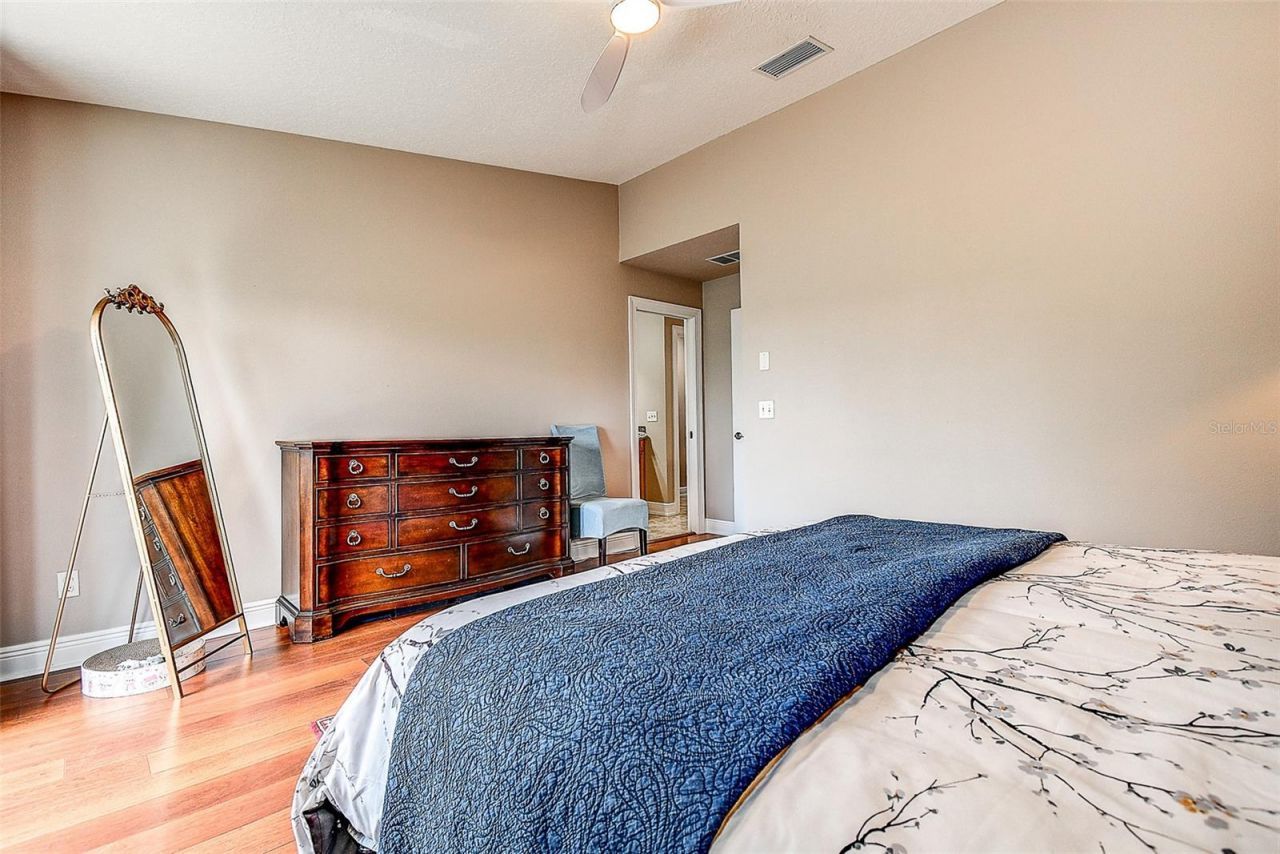 256 Valencia Circle, Saint Petersburg, FL 33716 Photo