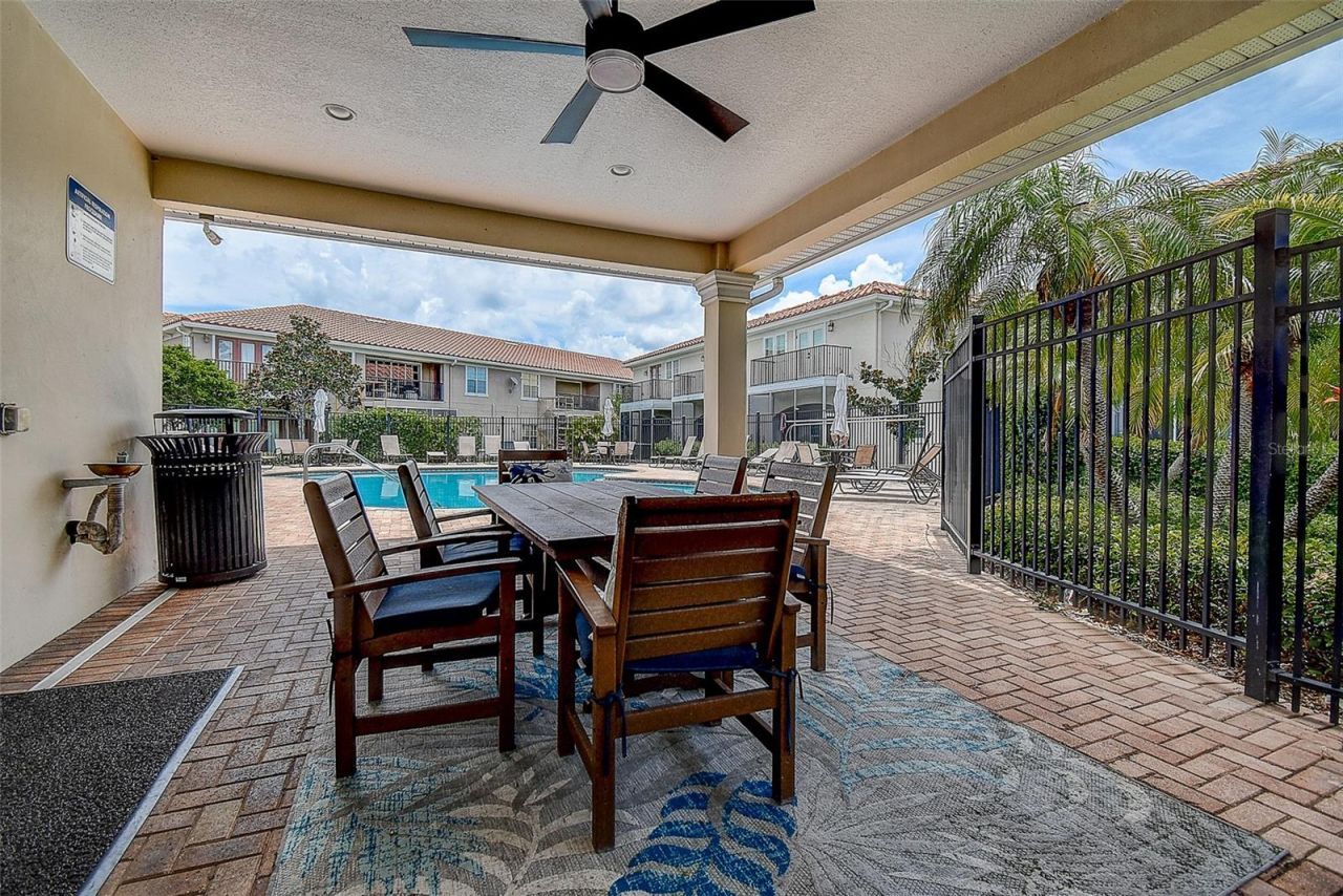 256 Valencia Circle, Saint Petersburg, FL 33716 Photo