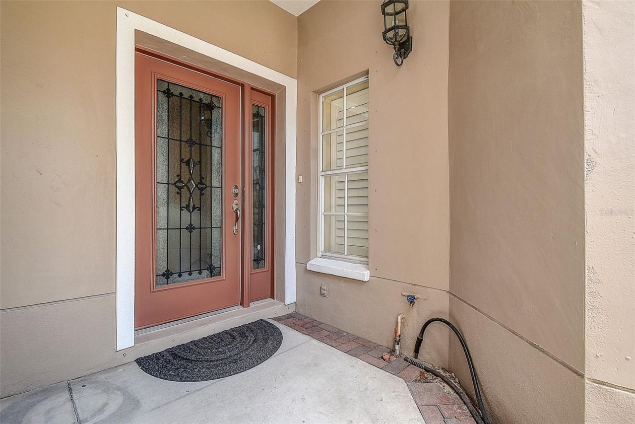256 Valencia Circle, Saint Petersburg, FL 33716 Photo