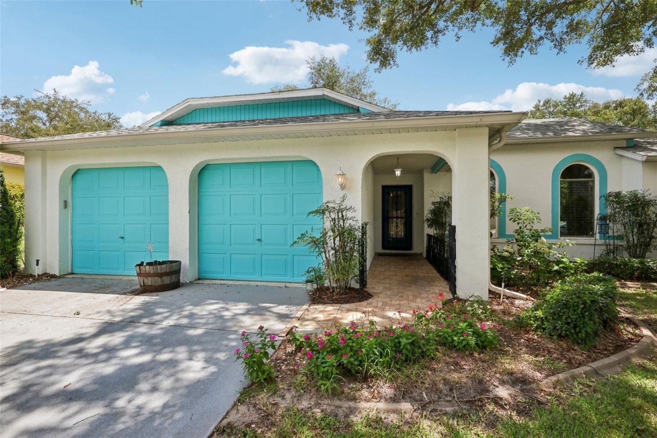 9026 Tournament Drive, Hudson, FL 34667 Main Photo