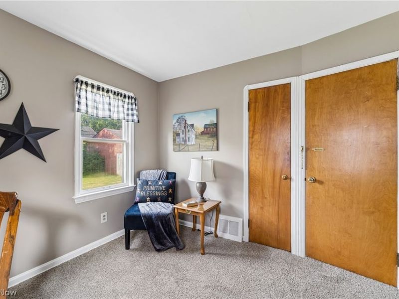 14519 Orchard Park Avenue, Cleveland, OH 44111 Photo 15