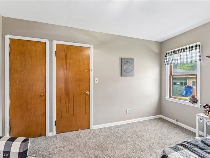 14519 Orchard Park Avenue, Cleveland, OH 44111 Photo 19