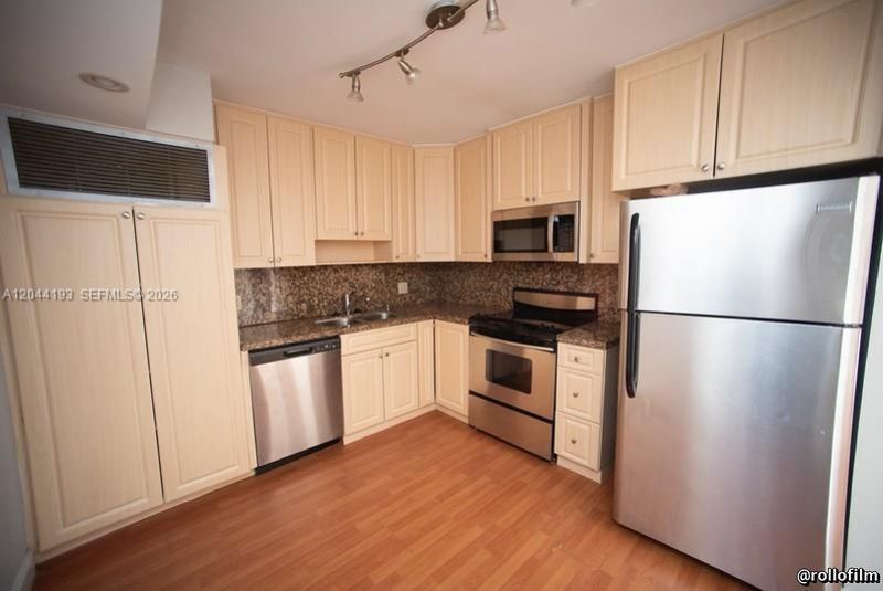 2801 NE 183rd St, Unit 709W, Aventura, FL 33160 Photo