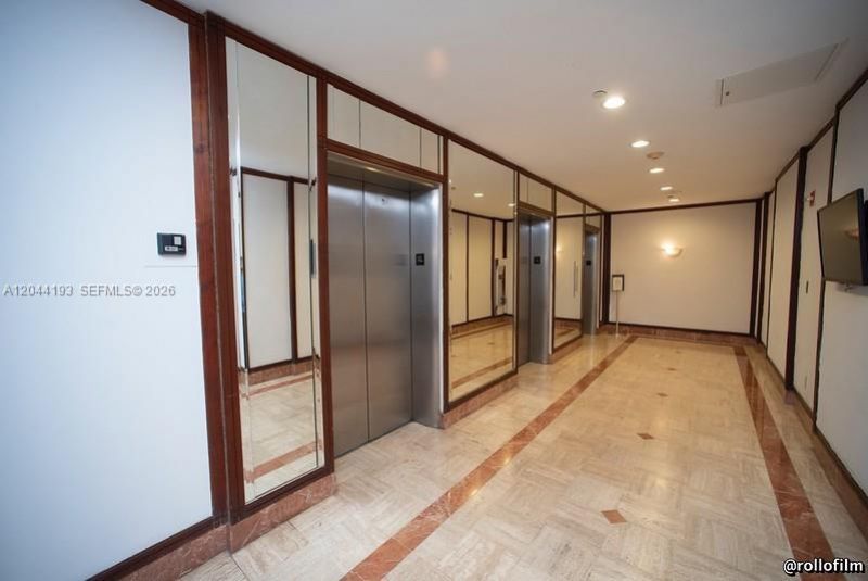 2801 NE 183rd St, Unit 709W, Aventura, FL 33160 Photo