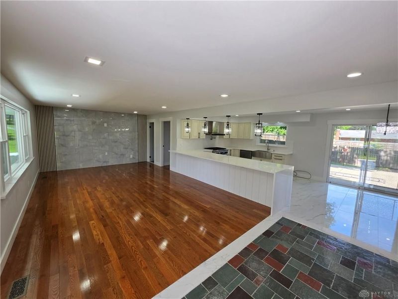 2570 Mardella Drive, Beavercreek, OH 45434 Photo 3