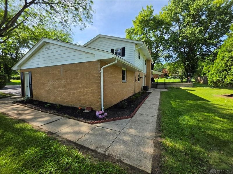 2570 Mardella Drive, Beavercreek, OH 45434 Photo 45