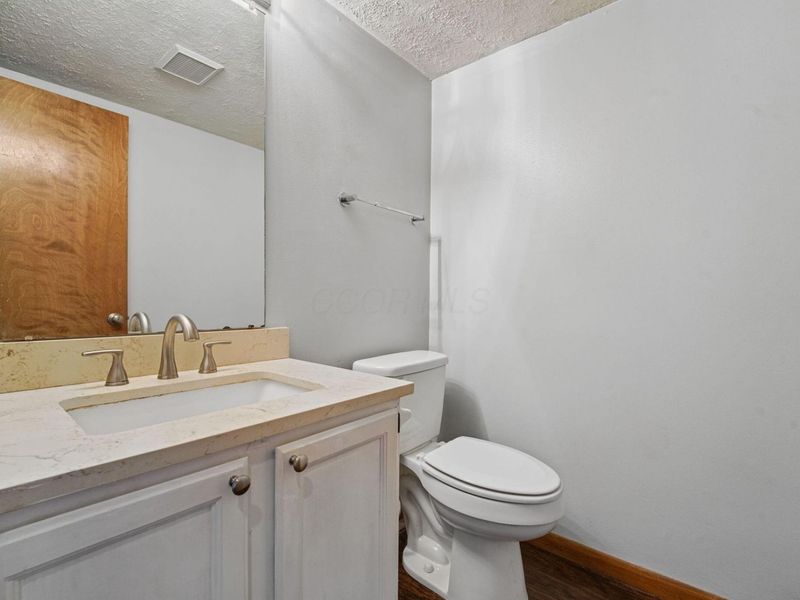 8488 Sunlight Drive , Reynoldsburg, OH 43068 Photo 12