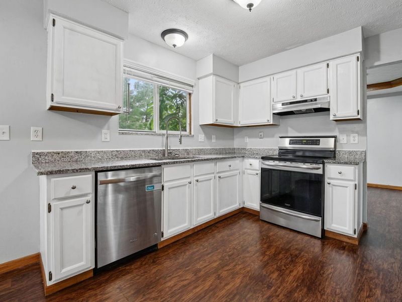 8488 Sunlight Drive , Reynoldsburg, OH 43068 Photo 17